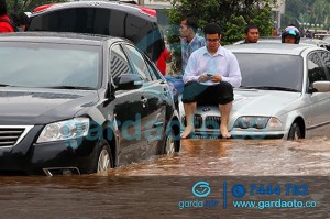 Layanan Mobil Kebanjiran Garda Oto
